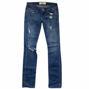 Hollister Ripped Lowrise Jeans Size 1R